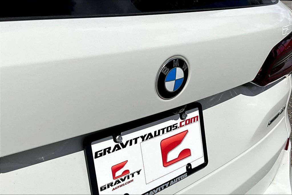 Used 2021 BMW X5 sDrive40i w/ M Sport Package RWD image 24