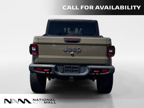 Used 2020 Jeep Gladiator Rubicon AWD/4WD image 4