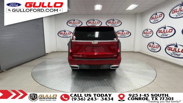 Used 2024 Cadillac Escalade Premium Luxury RWD image 7