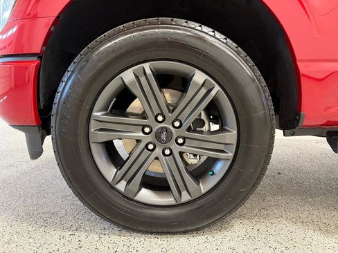 Used 2023 Ford F150 Lariat image 9