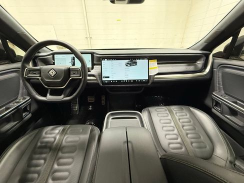 Used 2024 Rivian R1S Adventure Dual AWD/4WD image 35