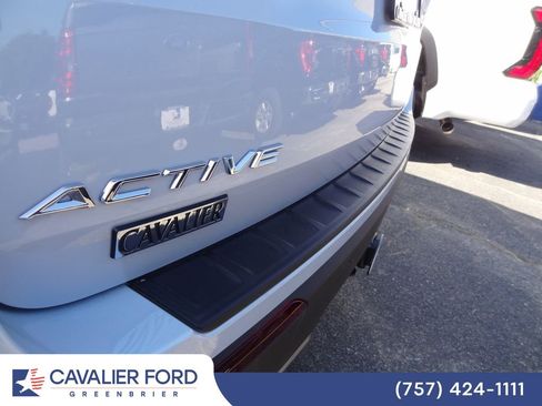 Used 2026 Ford Explorer Active w/ Active Comfort Package AWD/4WD image 15