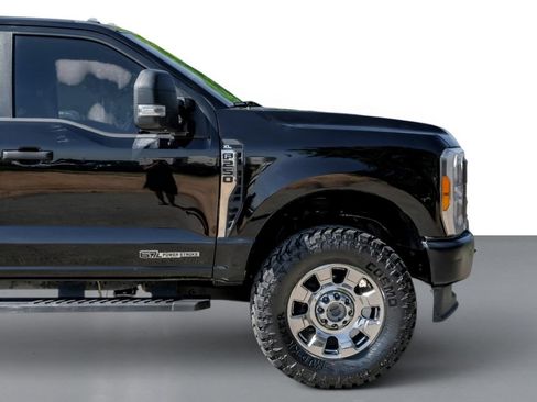 Used 2023 Ford F250 XL w/ XL Driver Assist Package AWD/4WD image 7