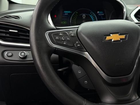 Used 2018 Chevrolet Volt Premier w/ Driver Confidence Package FWD image 7
