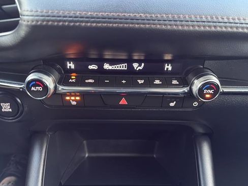 Used 2025 MAZDA MAZDA3 s image 21