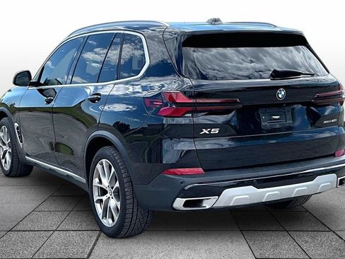 Used 2024 BMW X5 xDrive40i w/ Premium Package AWD/4WD image 10