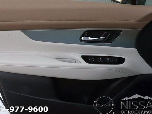 New 2026 Nissan Murano Platinum w/ Cargo Package AWD/4WD image 10