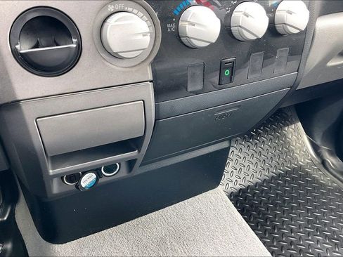 Used 2010 Toyota Tundra 2WD Double Cab image 23