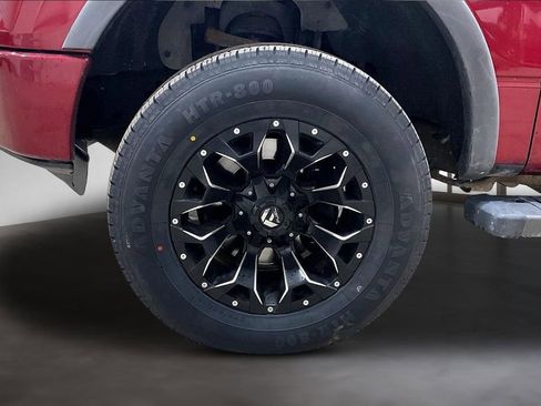 Used 2014 Ford F150 FX4 w/ Equipment Group 402A Luxury image 9