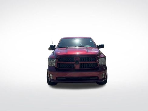 Used 2018 RAM 1500 Express RWD image 3