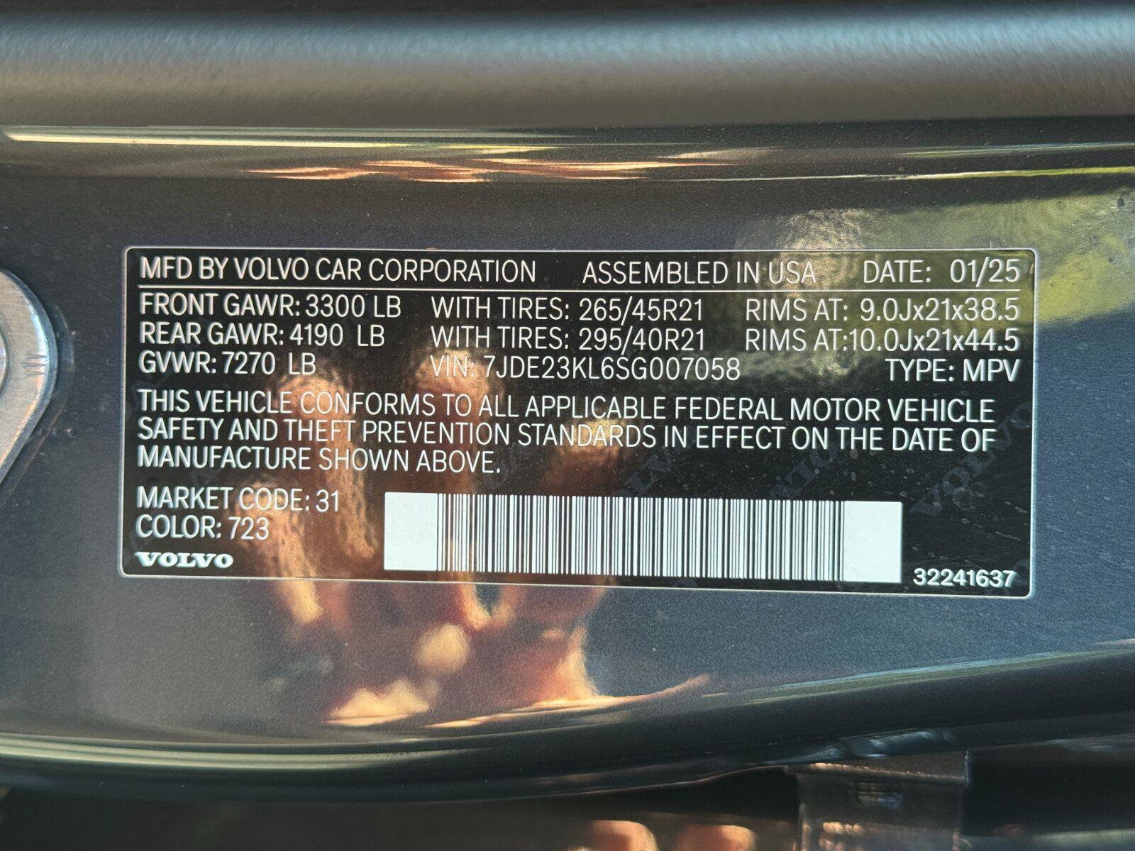Used 2025 Volvo EX90 Ultra AWD/4WD image 42
