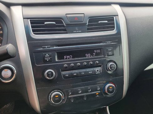 Used 2015 Nissan Altima 2.5 S w/ Power Driver Seat Package FWD image 13