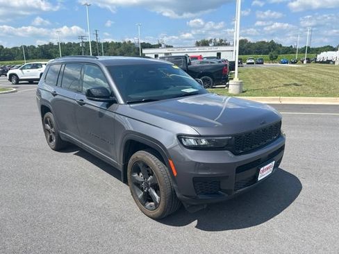 Used 2023 Jeep Grand Cherokee L Laredo AWD/4WD image 7
