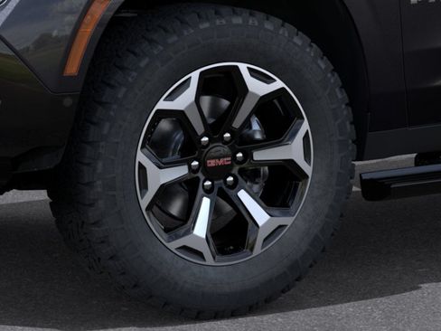 New 2026 GMC Yukon AT4 w/ AT4 Premium Package AWD/4WD image 9