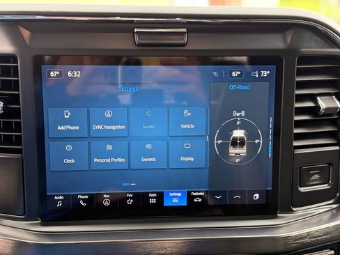 Used 2025 Ford F250 Lariat AWD/4WD image 30