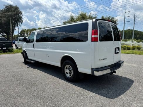 Used 2019 Chevrolet Express 3500 LT w/ LT Preferred Equipment Group RWD image 28