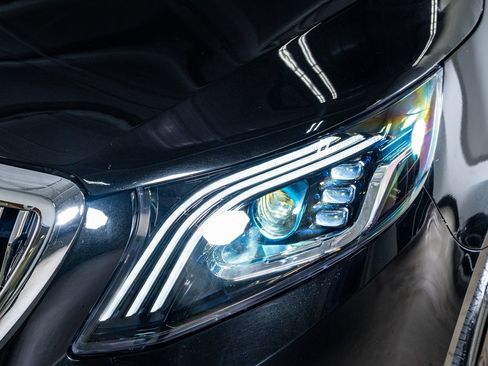 Used 2020 Mercedes-Benz Metris Passenger image 13