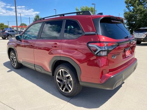 New 2026 Subaru Forester Premium AWD/4WD image 3