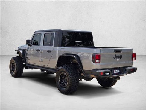 Used 2021 Jeep Gladiator Sport AWD/4WD image 8