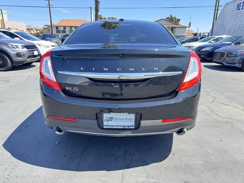 Used 2015 Lincoln MKS FWD image 3