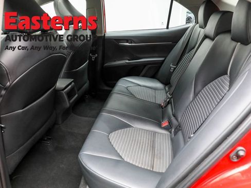 Used 2021 Toyota Camry SE w/ Cold Weather Package image 20