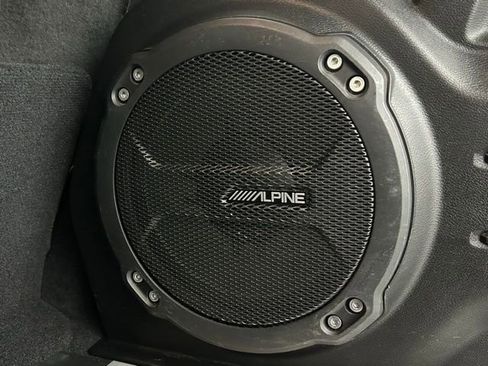 Used 2019 Jeep Wrangler Unlimited Rubicon w/ Dual Top Group image 11