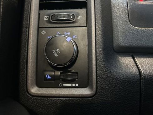Used 2018 RAM 1500 Express w/ Express Value Package AWD/4WD image 65