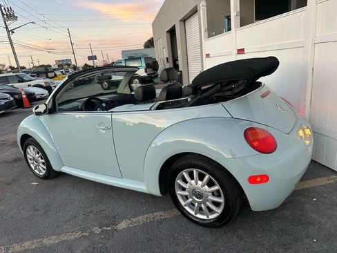 Used 2004 Volkswagen Beetle GLS image 3