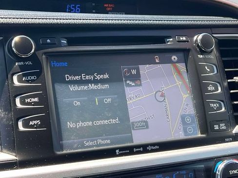 Used 2018 Toyota Highlander XLE AWD/4WD image 37