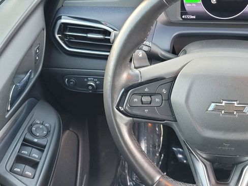 Used 2022 Chevrolet Bolt EUV Premier w/ Sun & Sound Package image 14