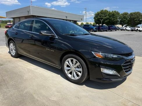 Used 2025 Chevrolet Malibu LT FWD image 4