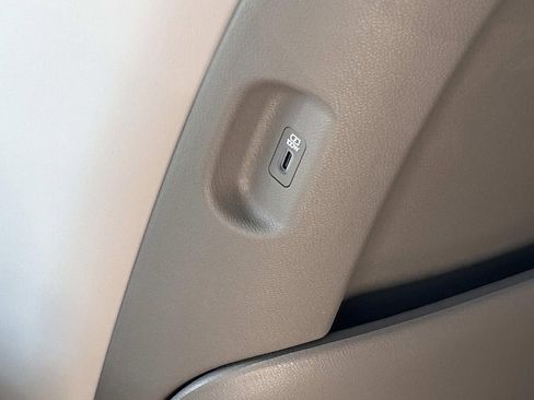 New 2026 Hyundai Palisade FWD Hybrid image 22