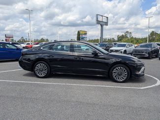 New 2025 Hyundai Sonata Limited video 3