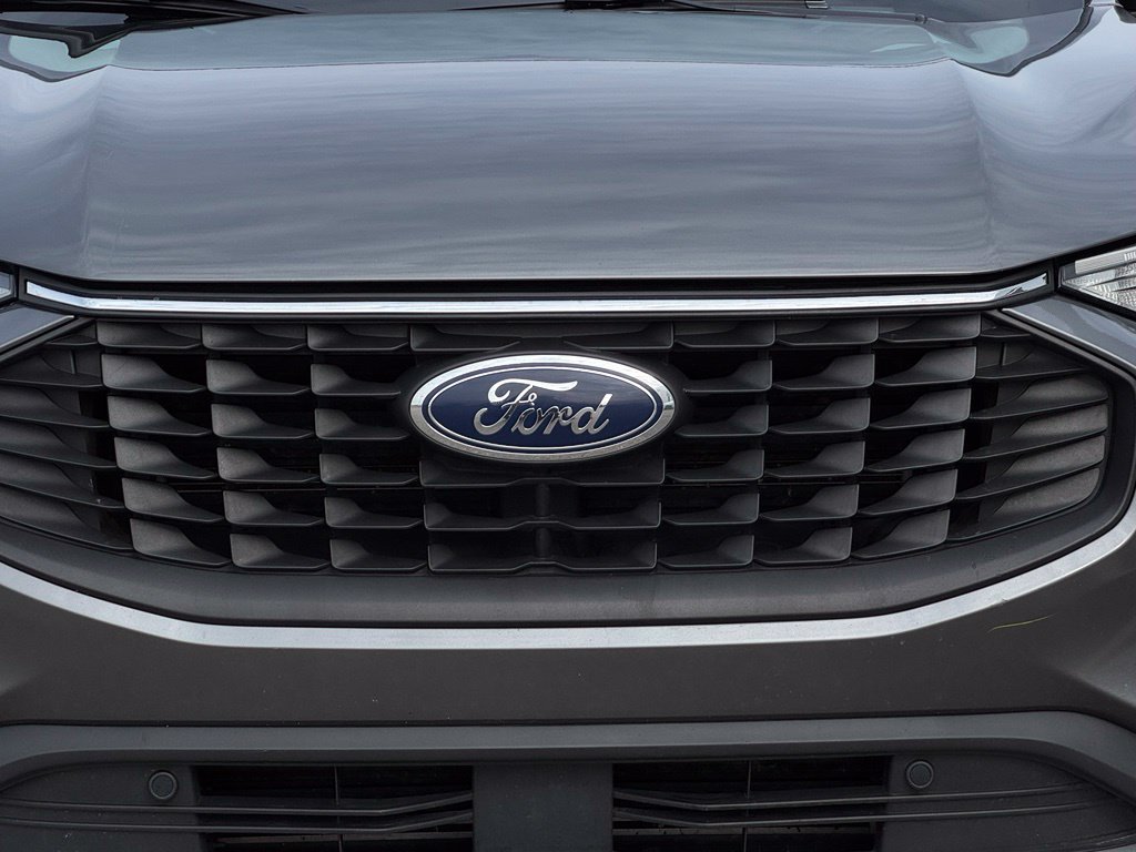 Used 2025 Ford Escape Active AWD/4WD image 42