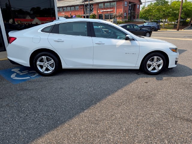 Used 2024 Chevrolet Malibu LT FWD image 40