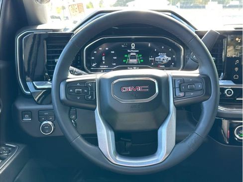 Used 2023 GMC Sierra 1500 Elevation AWD/4WD image 16