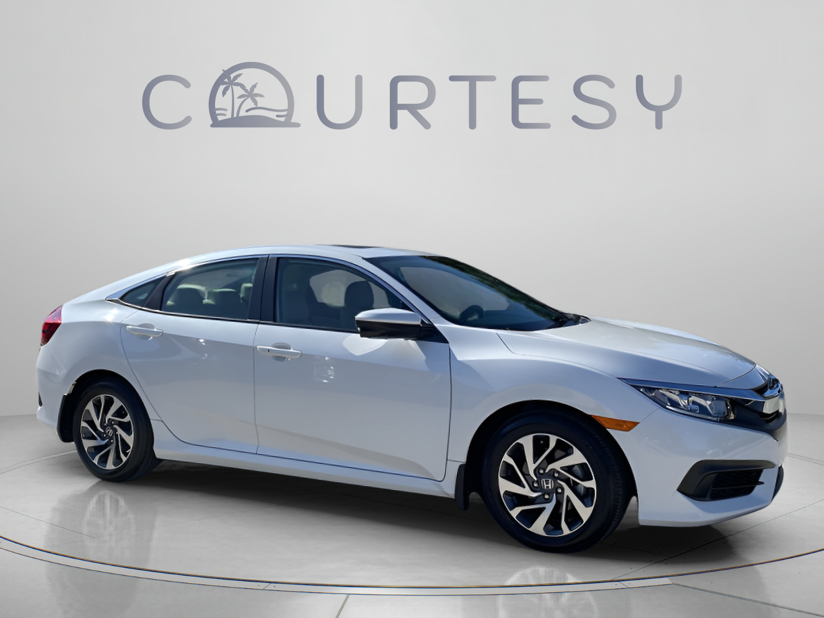 Used 2018 Honda Civic EX image 1