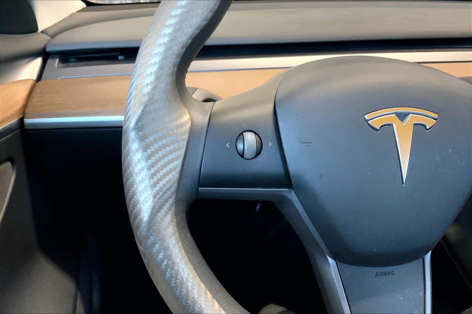Used 2021 Tesla Model 3 Standard Range Plus RWD image 24