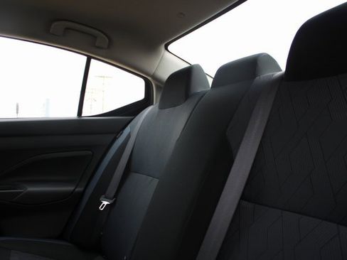 New 2025 Nissan Versa SV image 16