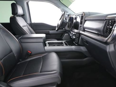 Used 2025 Ford F250 Lariat w/ Lariat Ultimate Package AWD/4WD image 32