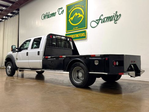 Used 2011 Ford F550 4x4 Crew Cab Super Duty w/ Payload Upgrade Pkg image 5