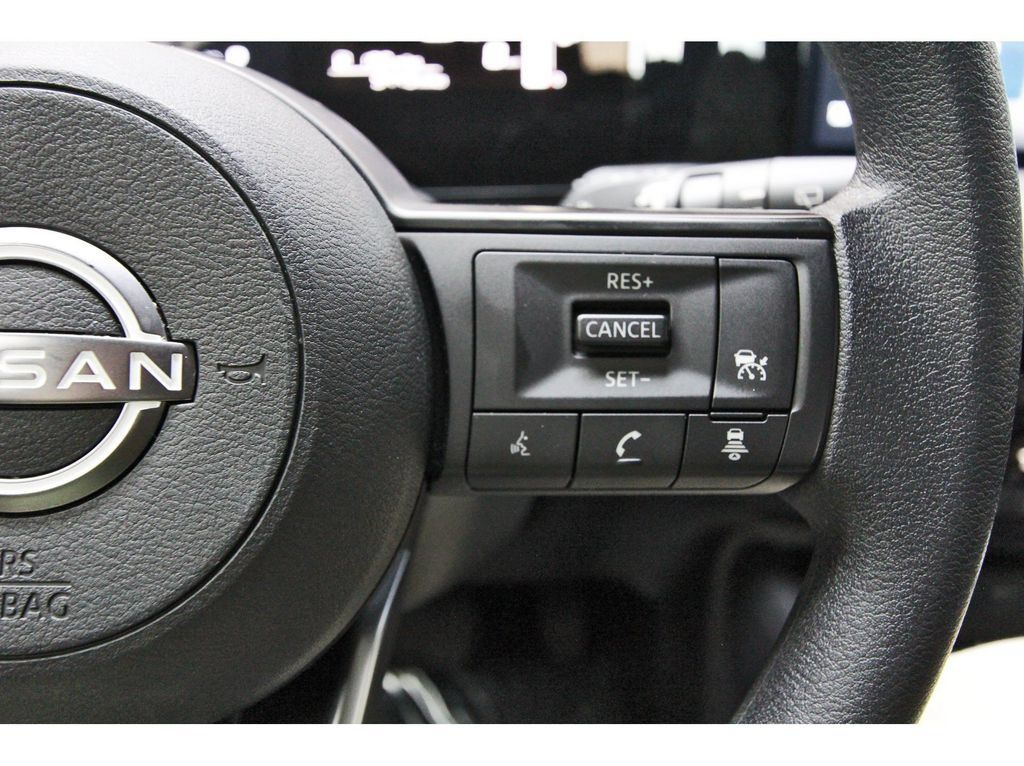 Used 2026 Nissan Kicks SV FWD image 19