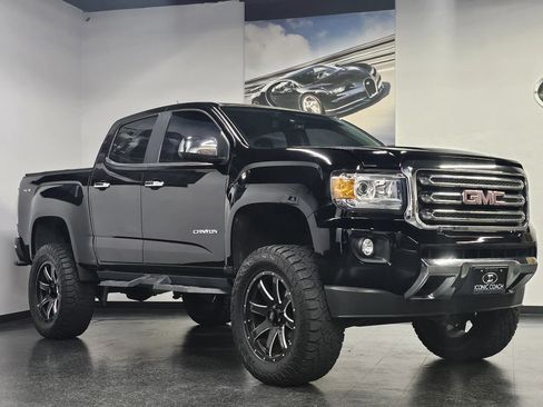 Used 2016 GMC Canyon SLT w/ Driver Alert Package AWD/4WD image 3