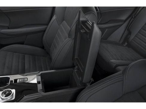 Used 2025 Mitsubishi Outlander SE AWD/4WD image 13