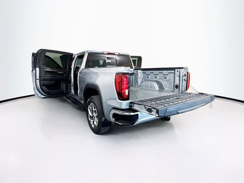 Used 2023 GMC Sierra 1500 SLT w/ SLT Premium Package image 32