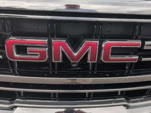 Used 2022 GMC Yukon SLT w/ SLT Luxury Package image 29