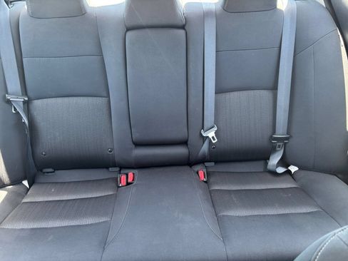 Used 2025 Nissan Altima 2.5 SV FWD image 33