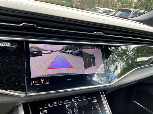 New 2026 Audi RS Q8 performance image 27