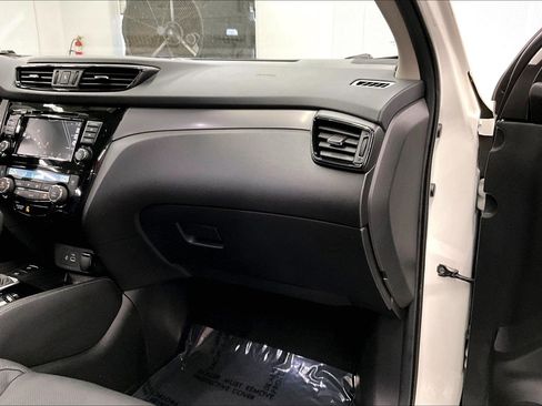 Used 2020 Nissan Rogue Sport SL w/ Premium Package AWD/4WD image 19