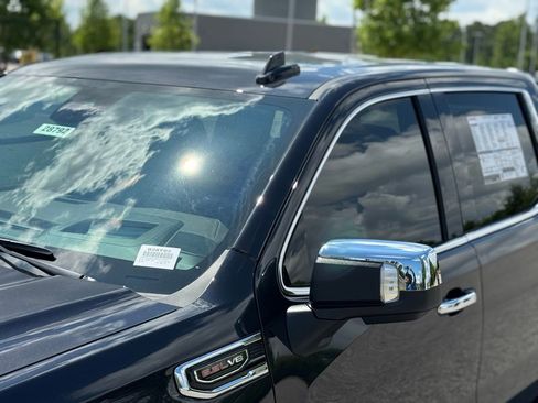 New 2025 GMC Sierra 1500 Denali image 11